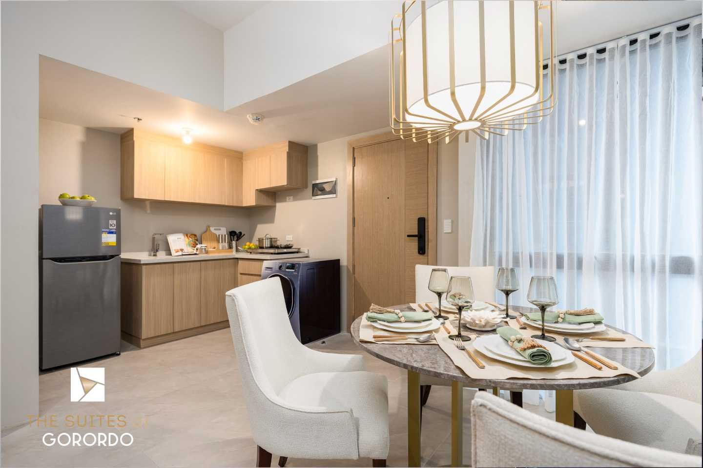 Model Dining Kitchen Area